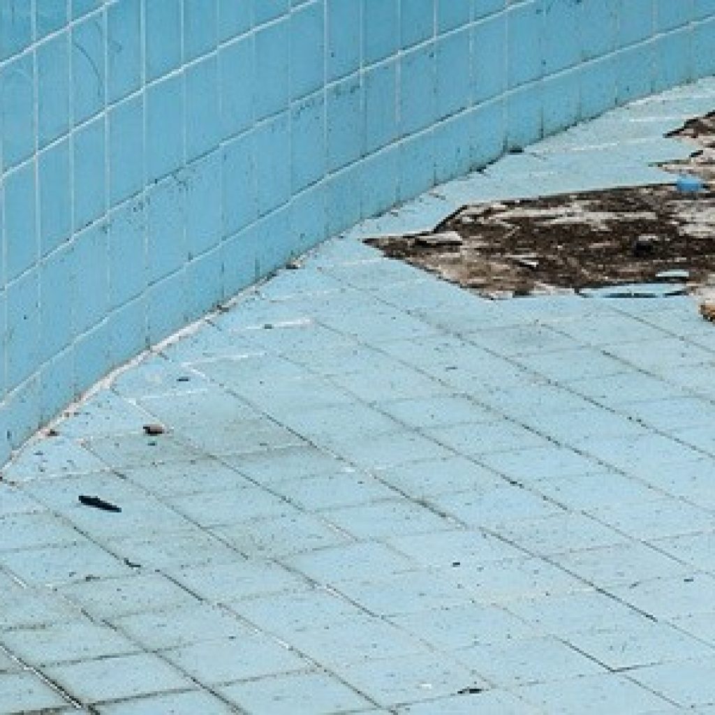 rusty swimming pool